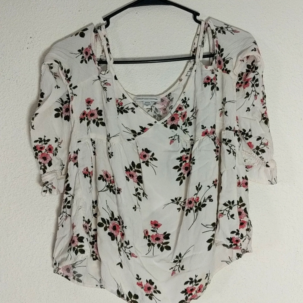 American Eagle Floral  Top Small